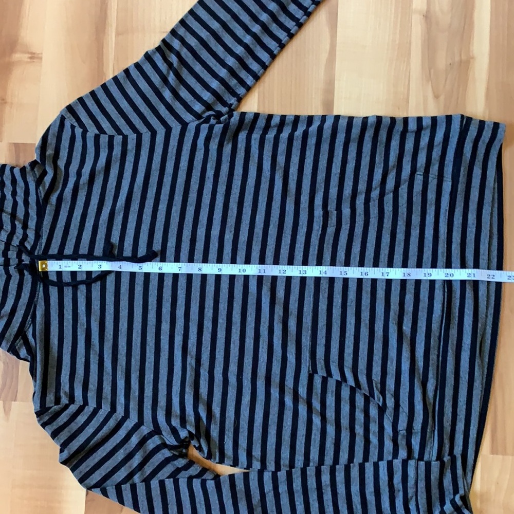 Old Navy medium hoodie - Picture 5 of 8